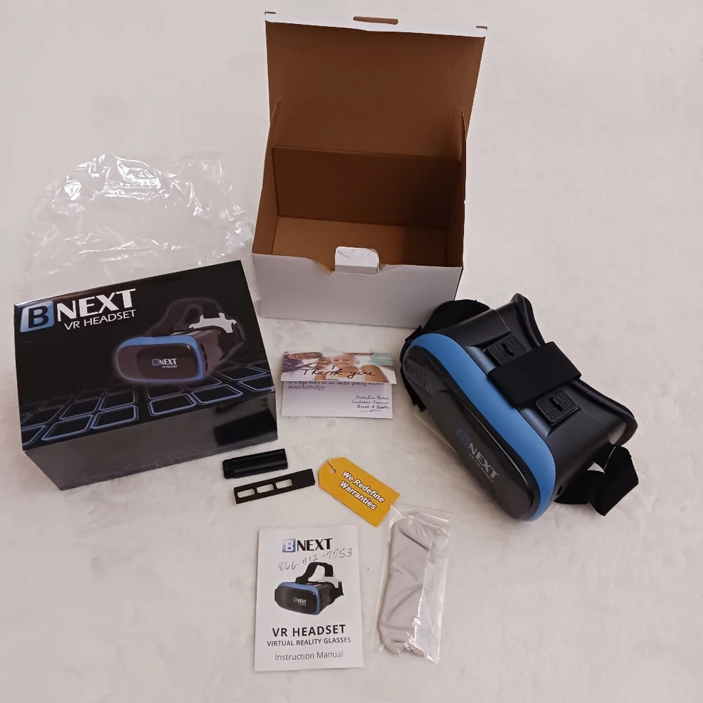 BNEXT VR Headset in Black and Blue